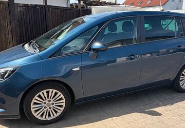 Opel Zafira Tourer 87.000 km 9.500 &euro; Kamp-Lintfort 47475