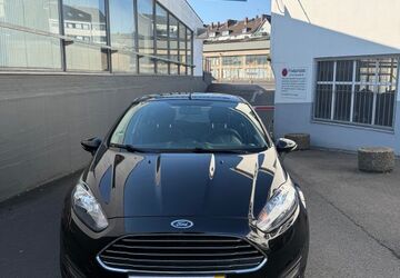 Ford Fiesta 147.000 km 3.300 &euro; düsseldorf 40625