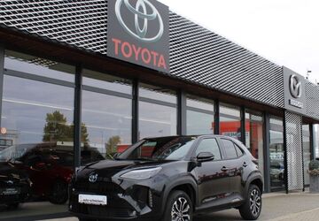 Toyota Yaris Cross 39.087 km 23.492 &euro; Moers 47441