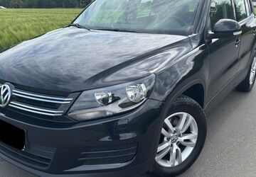 VW Tiguan 171.000 km 8.799 &euro; Willich 47877