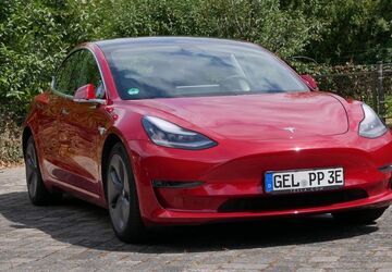 Tesla Model 3 44.700 km 29.990 &euro; Wachtendonk 47669