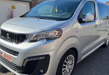 Peugeot Traveller 118.000 km 18.990 &euro; Neuss 41462