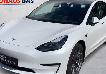 Tesla Model 3 77.379 km 29.350 &euro; Kaarst 41564