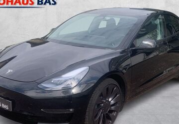 Tesla Model 3 127.799 km 26.950 &euro; Kaarst 41564