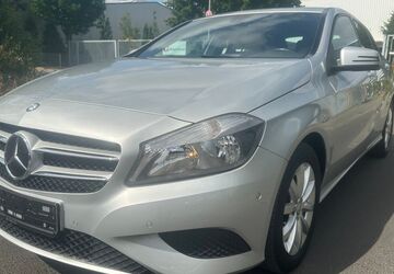 Mercedes-Benz A 180 109.971 km 9.499 &euro; Düsseldorf 40231