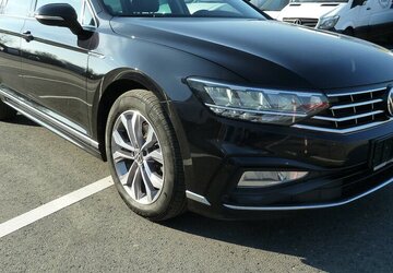 VW Passat Variant R-Line 2.0 TDI DSG Leder Navi LED 135.000 km 20.900 &euro; Ratingen 40885