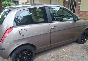 Lancia Ypsilon 150.000 km 1.850 &euro; Mönchengladbach 41199
