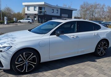 Volvo S90 42.000 km 44.990 &euro; Duisburg 47228