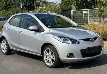 Mazda 2 124.000 km 3.900 &euro; Neuss 41460