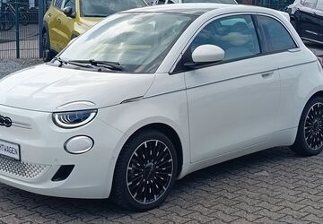 Fiat 500e 22.758 km 23.989 &euro; Kempen 47906